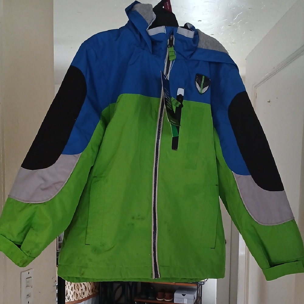 Kids  London FOG  Jacket HAS STAINS from Storage,never Used.with Tags. Size 7